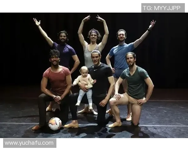 足球球星能否跳芭蕾舞探讨运动技巧与艺术表现的融合与挑战